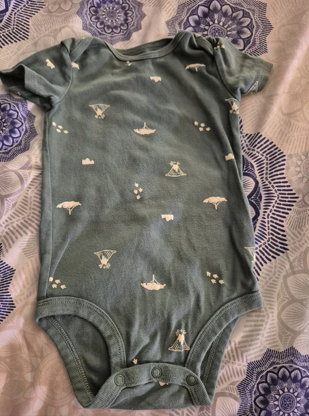 Carters three short